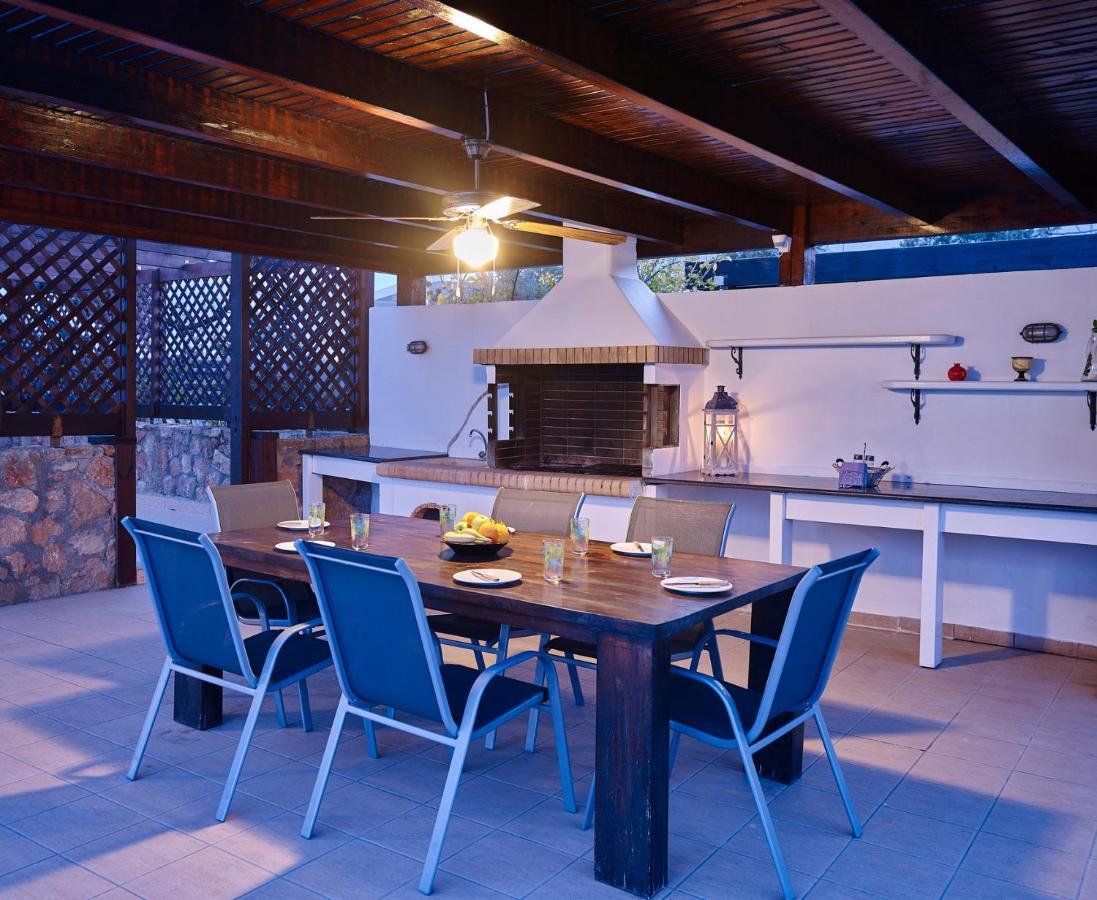 Villa Tamara Vlicha  Exterior foto